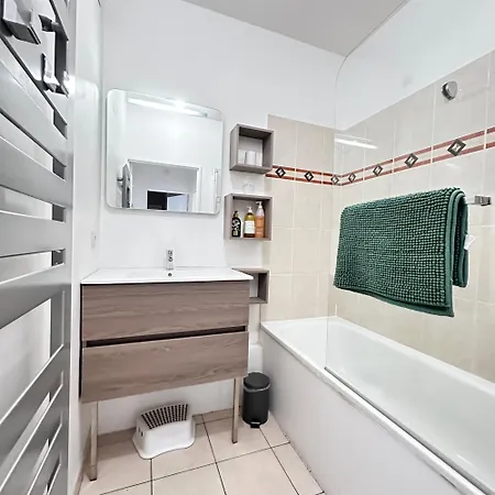 Cosy Apartment Carre Elysee Serris Exterior foto